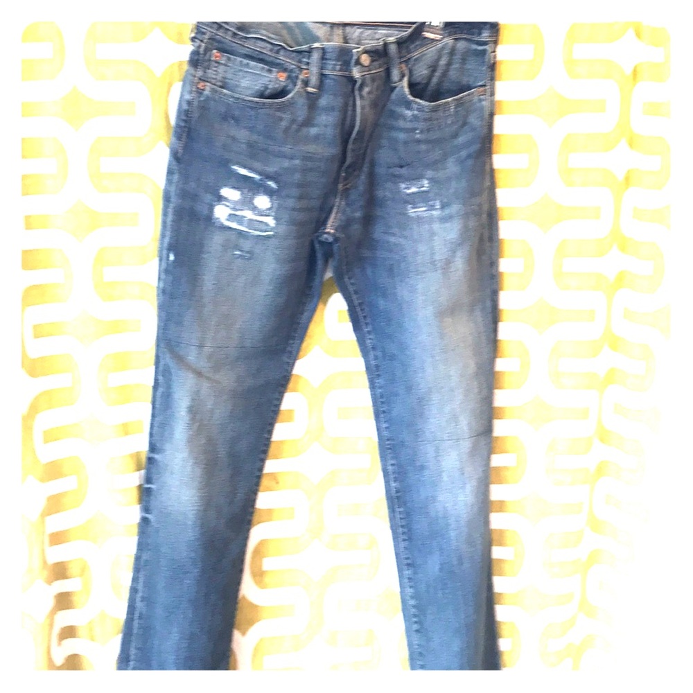 Stylish men’s sporty Levi’s